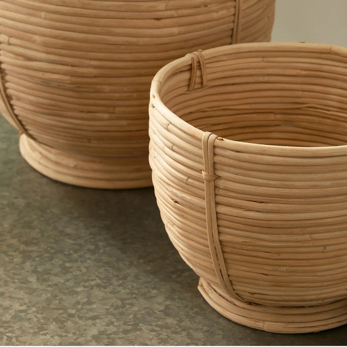 Rattan Footed Display Bowls, Set of 2 - Image 5
