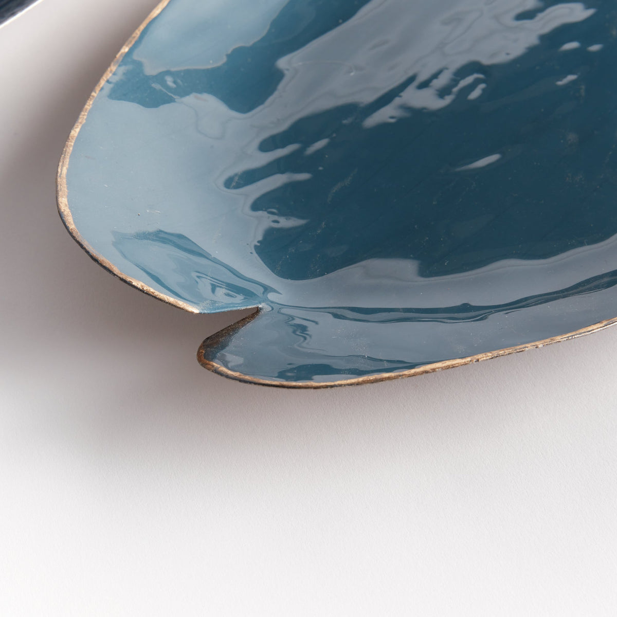 Blue Lily-Pad Decorative Trays, Set of 3 - Image 4